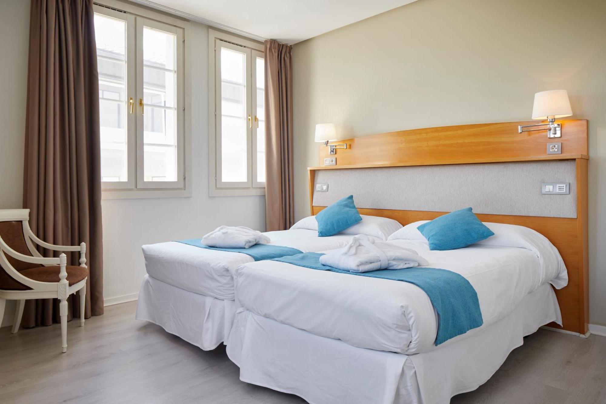 Double or Twin Room,1584431369:JPEG
